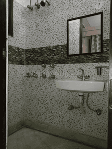Image of 500 Sq.ft 1 BHK Builder Floor for rent in Shahdara, New Delhi for Rs. 10600