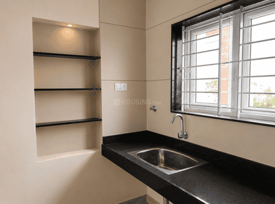 Kitchen Image of 750 Sq.ft 2 BHK Independent House for sale in Thaiyur Chennai for Rs. 6000000