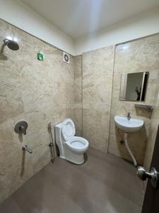 Bathroom Image of 950 Sq.ft 1 BHK Apartment / Flat for rent in Mahalakshmi Nagar Indore for Rs. 17000