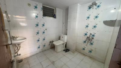 Bathroom Image of 550 Sq.ft 1 RK Independent House for rent in Vishnu Puri Colony Indore for Rs. 8500