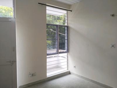 Bedroom Image of 850 Sq.ft 2 BHK Apartment / Flat for rent in Vikaspuri Luxury Homes, Vikaspuri New Delhi for Rs. 27000