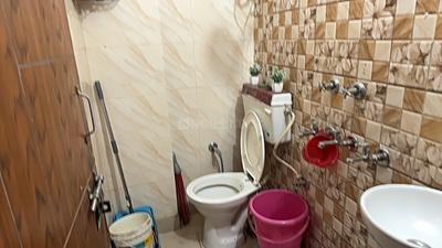 Bathroom Image of 450 Sq.ft 1 BHK Builder Floor for sale in Uttam Nagar New Delhi for Rs. 1300000