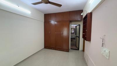 Bedroom Image of 890 Sq.ft 2 BHK Apartment / Flat for rent in Marathon Cosmos, Mulund West Mumbai for Rs. 52000