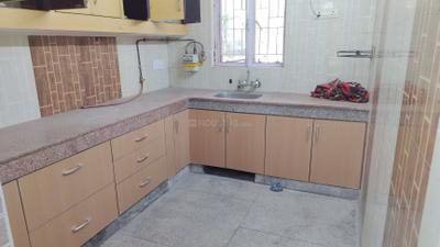 Kitchen Image of 1700 Sq.ft 3 BHK Apartment / Flat for rent in Dwarkadheesh Apartment, Sector 12 Dwarka New Delhi for Rs. 38000
