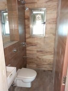Bathroom Image of 1350 Sq.ft 3 BHK Apartment / Flat for sale in Adani Ten BKC, Bandra East Mumbai for Rs. 60000000