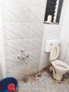 Bathroom Image of 600 Sq.ft 2 BHK Apartment / Flat for rent in Charholi Budruk Pune for Rs. 3810