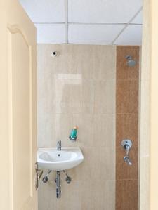 Bathroom Image of 1777 Sq.ft 3 BHK Apartment / Flat for sale in Paarth Aadyant, Ahmamau Lucknow for Rs. 10600000