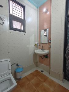 Bathroom Image of 1220 Sq.ft 4 BHK Builder Floor for sale in Sector 16 Rohini New Delhi for Rs. 18000000