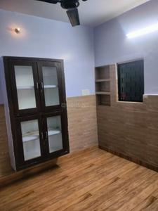 Bedroom Image of 1000 Sq.ft 2 BHK Builder Floor for rent in Jankipuram Lucknow for Rs. 10000