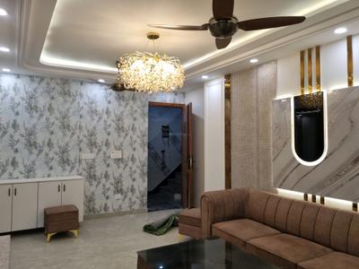 Living Room Image of 1350 Sq.ft 4 BHK Apartment / Flat for sale in Saarthi Lavish Homes by Saarthi Builders, Sector 15 Dwarka New Delhi for Rs. 11500000
