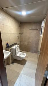 Bathroom Image of 930 Sq.ft 2 BHK Apartment / Flat for rent in Prestige Primrose Hills, Uttarahalli -Manavarthekaval Bengaluru for Rs. 32000