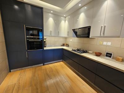 Kitchen Image of 1600 Sq.ft 3 BHK Apartment / Flat for sale in Sobha Atlantis, Eroor Kochi for Rs. 23000000