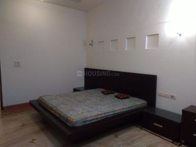 Bedroom Image of 4500 Sq.ft 4 BHK Builder Floor for rent in Panchsheel Park New Delhi for Rs. 275000