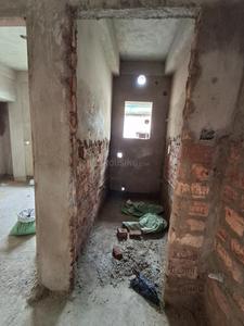 Bathroom Image of 700 Sq.ft 2 BHK Builder Floor for sale in 83A Purbachal, Haltu Kolkata for Rs. 2800000