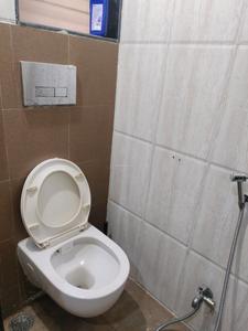 Common Bathroom Image of 700 Sq.ft 1 BHK Apartment / Flat for rent in Ghansoli Navi Mumbai for Rs. 36000