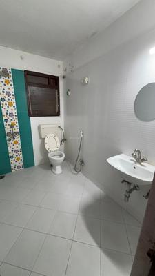 Image of 1500 Sq.ft 3 BHK Apartment / Flat for rent in Sai Sampada, L I G Colony, Indore for Rs. 28000