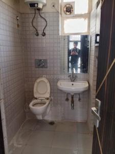 Bathroom Image of 1025 Sq.ft 2 BHK Apartment / Flat for rent in Krish Aura, Milakpur Goojar Bhiwadi for Rs. 15000