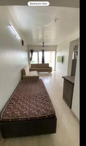 Bedroom Image of 1800 Sq.ft 3 BHK Apartment / Flat for rent in Paldi Ahmedabad for Rs. 62000
