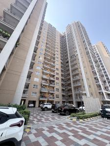 Building Image of 2000 Sq.ft 4 BHK Apartment / Flat for sale in Rishita Manhattan, Gomti Nagar Extension Lucknow for Rs. 22000000
