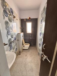 Bathroom Image of 1400 Sq.ft 3 BHK Apartment / Flat for rent in Rukanpura Patna for Rs. 21000