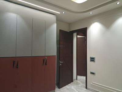 Bedroom Image of 2250 Sq.ft 4 BHK Builder Floor for sale in Paschim Vihar New Delhi for Rs. 48000000