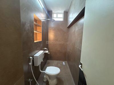 Bathroom Image of 1700 Sq.ft 2 BHK Builder Floor for rent in Siruseri Chennai for Rs. 30000