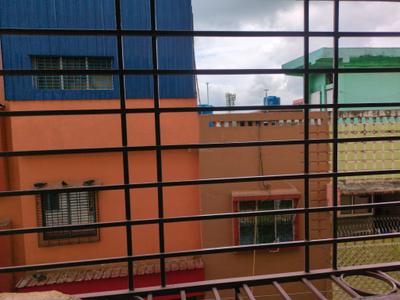 Bedroom One Image of 700 Sq.ft 2 BHK Apartment / Flat for rent in Annapurna Swapnil Apartment, Rahara Kolkata for Rs. 9000