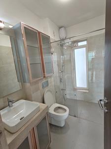 Bathroom Image of 1600 Sq.ft 3 BHK Apartment / Flat for sale in L And T West Square, Seawoods Navi Mumbai for Rs. 45000000