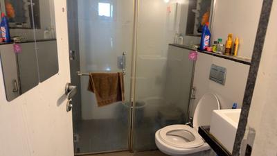 Image of 1050 Sq.ft 2 BHK Apartment / Flat for sale in Rustomjee Urbania, Thane West, Thane for Rs. 14200000