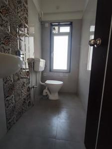 Bathroom Image of 1120 Sq.ft 2 BHK Apartment / Flat for rent in Atharva Pallavi Chhaya, Chembur Mumbai for Rs. 74000