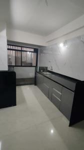 Kitchen Image of 900 Sq.ft 2 BHK Apartment / Flat for rent in Roongta Shree Tirumala Omkar Apartment, Gangapur Nashik for Rs. 17000
