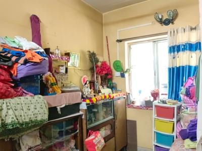 Bedroom Image of 750 Sq.ft 2 BHK Apartment / Flat for sale in Tollygunge Kolkata for Rs. 4500000