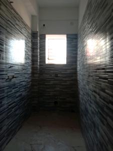 Common Bathroom Image of 920 Sq.ft 2 BHK Apartment / Flat for sale in New Town Kolkata for Rs. 6200000