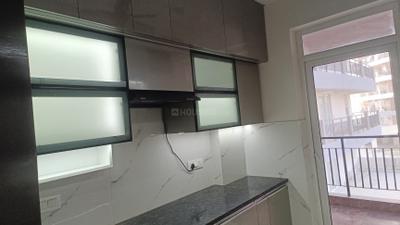 Kitchen Image of 2210 Sq.ft 3 BHK Apartment / Flat for rent in Pareena Express Heights, Sector 99 Gurgaon for Rs. 40000