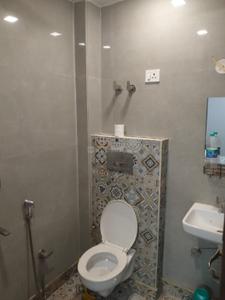 Bathroom Image of Accommodation in 2 bhk apartment  in Hari Nagar Ashram, New Delhi