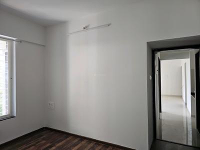 Bedroom Image of 611 Sq.ft 1 BHK Apartment / Flat for rent in Nirmiti 25 East, Kharadi Pune for Rs. 25000