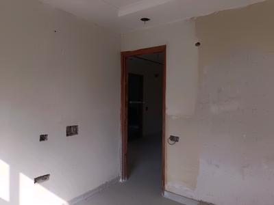 Bedroom Image of 850 Sq.ft 3 BHK Builder Floor for sale in Sector 29 Rohini New Delhi for Rs. 8000000