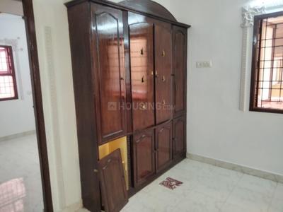 Bedroom Image of 980 Sq.ft 2 BHK Apartment / Flat for rent in Pallikaranai Chennai for Rs. 25000