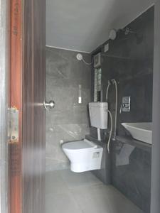 Common Bathroom Image of 730 Sq.ft 1 BHK Apartment / Flat for sale in Mansarovar Pearl Gardens, Vasai West Vasai for Rs. 4950100