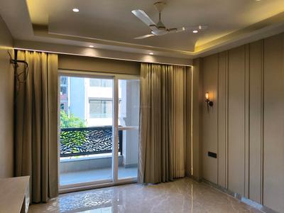 Bedroom Image of 2000 Sq.ft 4 BHK Builder Floor for sale in Ansal Versalia, Sector 67 Gurgaon for Rs. 31500000