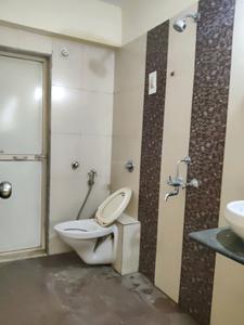 Common Bathroom Image of 700 Sq.ft 2 BHK Apartment / Flat for sale in One Hiranandani Park, Thane West Thane for Rs. 16500000