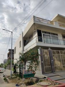 Image of 4200 Sq.ft 4.5 BHK Villa for sale in Omicron II, Greater Noida for Rs. 45000000