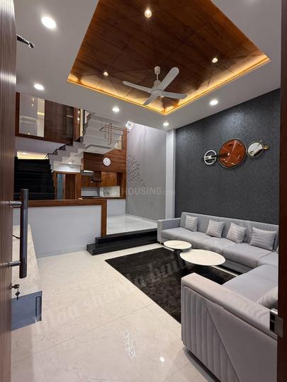 Nipania Main Image 1