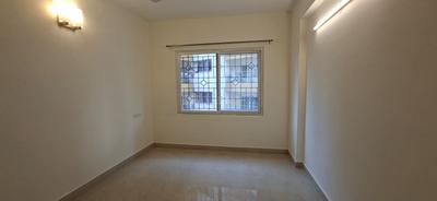 Hall Image of 1205 Sq.ft 2 BHK Apartment / Flat for rent in Adugodi Bengaluru for Rs. 70000