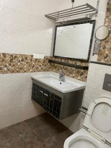 Bathroom Image of 1650 Sq.ft 3 BHK Apartment / Flat for sale in Raheja Developer Teachers Apartments, Sector 31 Gurgaon for Rs. 22800000