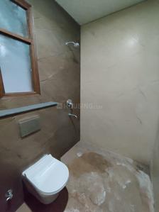 Bathroom Image of 1400 Sq.ft 3 BHK Apartment / Flat for sale in Patel Nagar Gurgaon for Rs. 7998000