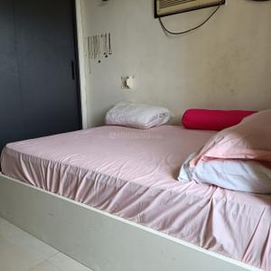 Bedroom Image of 1250 Sq.ft 3 BHK Apartment / Flat for sale in Supreme Lake Primrose, Powai Mumbai for Rs. 36500000