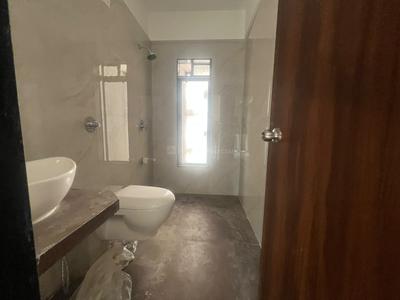 Bathroom Image of 1008 Sq.ft 2 BHK Apartment / Flat for sale in Chembur Mumbai for Rs. 27500000