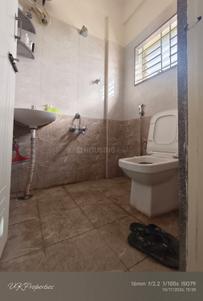 Bathroom Image of 600 Sq.ft 1 BHK Builder Floor for rent in HSR Layout Bengaluru for Rs. 22000