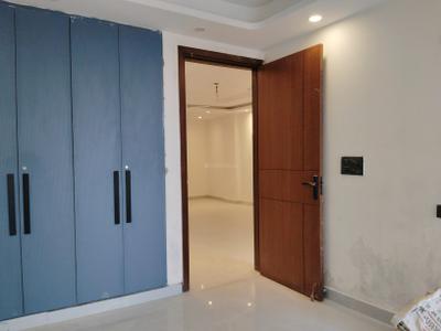 Bedroom Image of 1350 Sq.ft 3 BHK Apartment / Flat for sale in Satbari New Delhi for Rs. 11000000